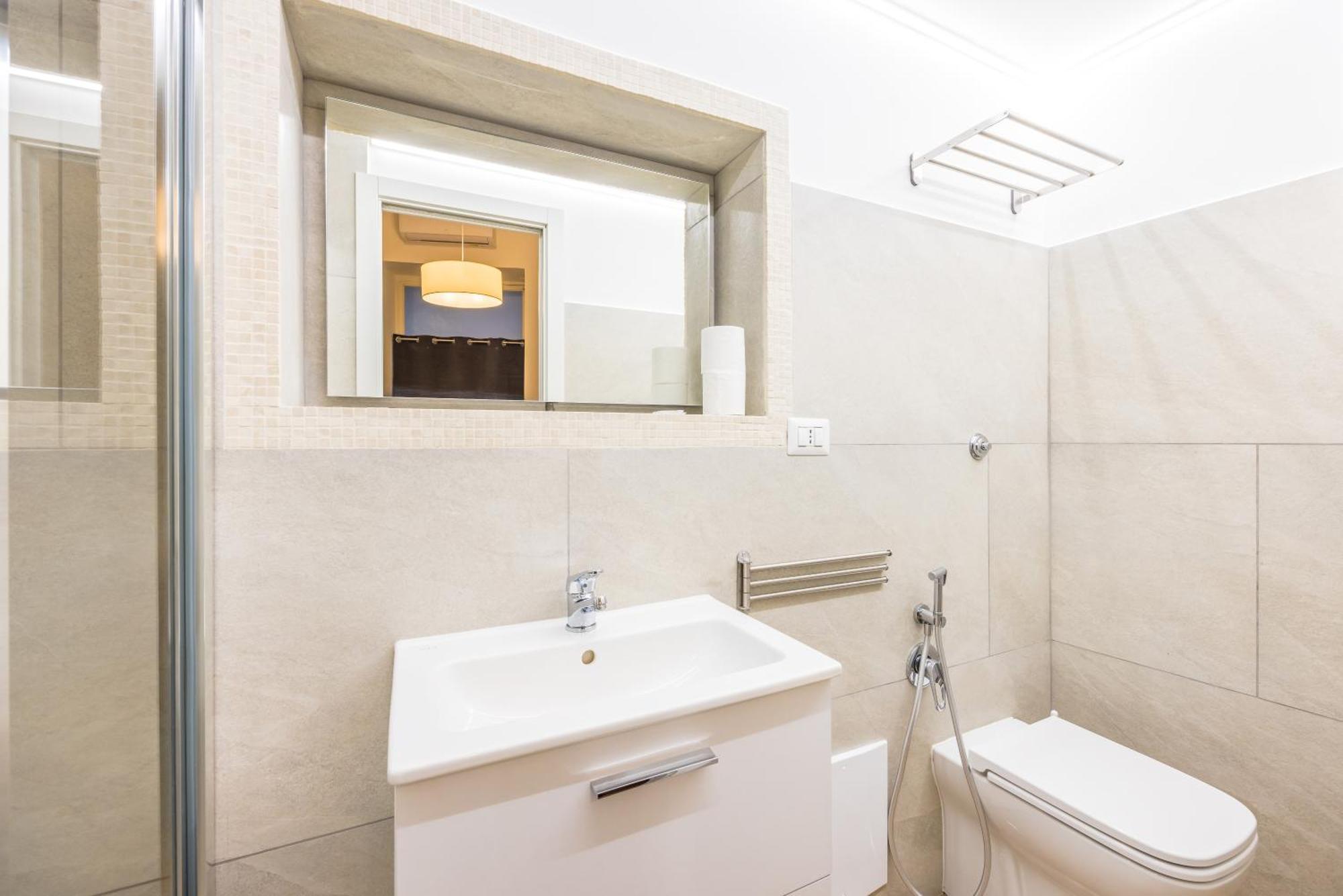 Lioy 25 By Napoliapartments Exterior photo